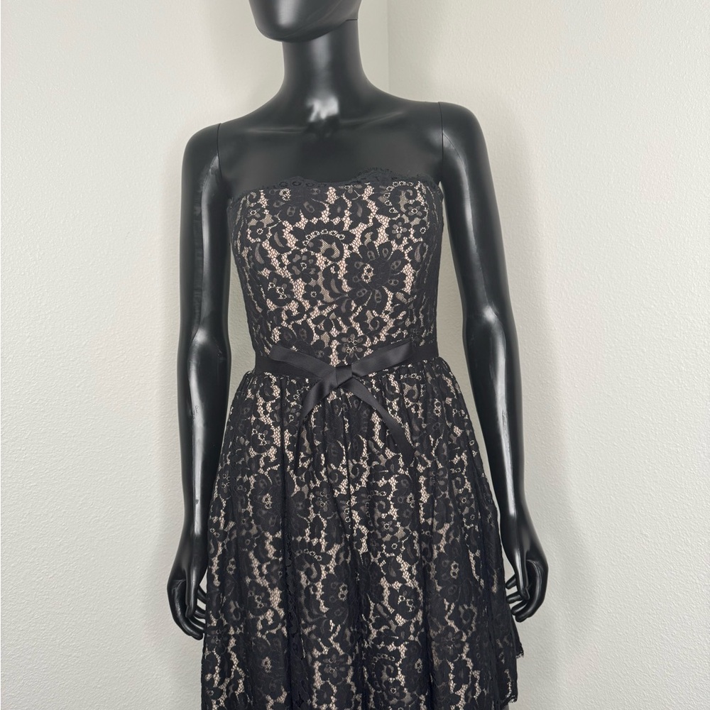 Neiman Marcus Black and Cream Strapless Lace Dress